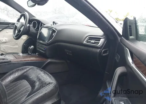 2018 Maserati Ghibli S Granlusso z USA, uszkodzony, nr VIN ZAM57YSL5J1299953